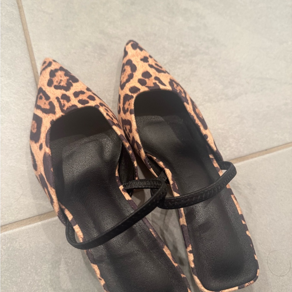 Leopard Print Women's kitten heels